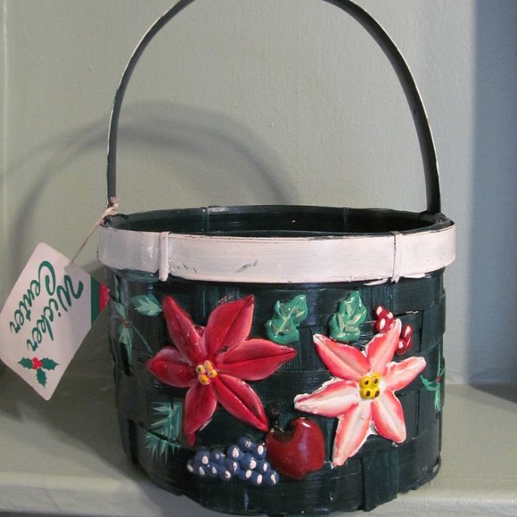Vintage Wicker Basket w Handle, Poinsettias, Fruit NWT - Picture 1 of 10
